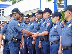 Nggak Boleh Buncit! Polisi Filipina Diminta Kurangi Makan Nasi