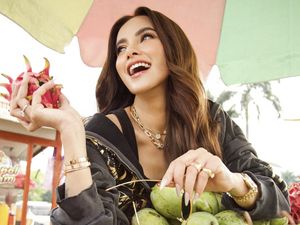 Pesona Olla Ramlan Saat Jajan Pentol hingga Makan Pecel Lele