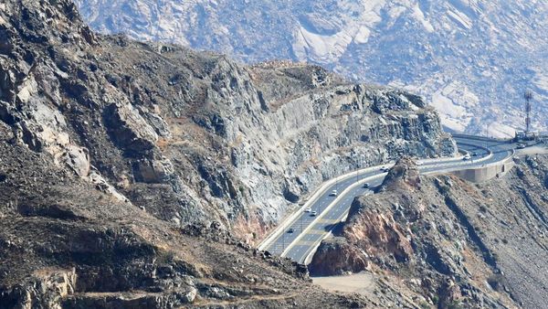 Pesona Pegunungan Al Hada di Arab Saudi