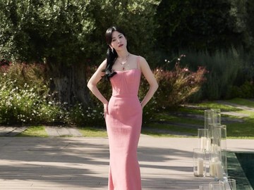 6 Gaya Elegan Song Hye Kyo Bak Princess di Usia 43 Tahun, Bikin Terpesona