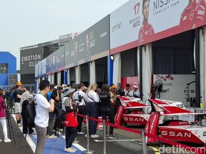 Video: Penonton Formula E Jakarta Mulai Padati Ancol