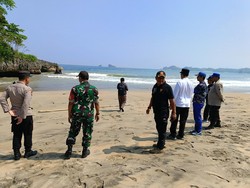 Pelajar Pasuruan Hanyut di Pantai Ungapan Malang