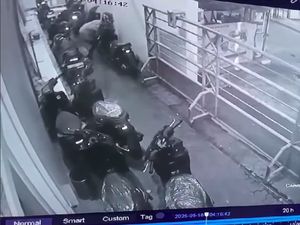 Viral 4 Motor Baru di Kantor Bank di Priok Digondol Maling dalam Semalam