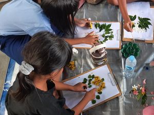 Semangat Yusy Keliling Pedalaman Kalteng Demi Pemerataan Literasi