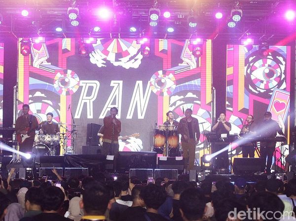 Dentuman RAN Nyalakan Semangat Malam di Allo Bank Festival 2025