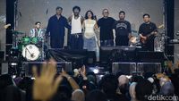 Duo Kece, Eva Celia dan Alive and Well Menyihir Panggung Allo Bank Festival 2025