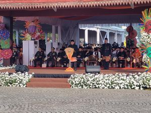 Video Pramono Pimpin Upacara HUT Ke-498 Jakarta di Monas Video Pramono Pimpin Upacara HUT Ke-498 Jakarta di Monas