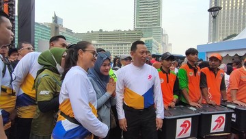 Hadiri Bhayangkara Sport Day di Bundaran HI, Kapolri Salami-Sapa Warga