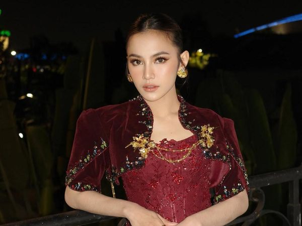 8 Gaya Mahalini di Ngunduh Mantu Al Ghazali, Lepas Outer Jadi Sorotan