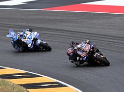 Video Duel Seru Marquez Vs Bagnaia di Awal Balapan MotoGP Italia