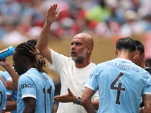 Karena Pep Enggan Lihat Air Mata di Bench City Musim Depan