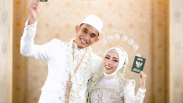 Rizky Ridho Menikahi Sendy Aulia Rizky Ridho