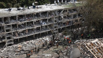 Rentetan Rudal Iran Hantam Israel, Warga Diminta Berlindung