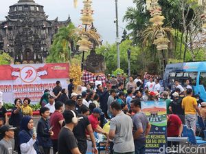 Pengunjung CFD Serbu Layanan Kesehatan Gratis di HUT Bhayangkara 2025 Pengunjung CFD Serbu Layanan Kesehatan Gratis di HUT Bhayangkara 2025