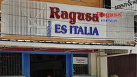10 Tempat Makan Paling Legendaris di Jakarta, Ada yang Buka Sejak 1925!
