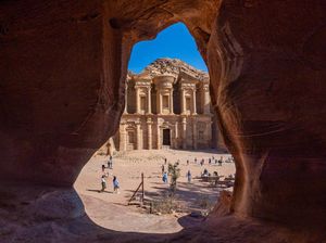 Megah dan Misterius, 5 Keajaiban Arsitektur Kuno yang Bikin Takjub!