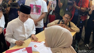 Agus Mulyono Maju Caketum PSI: Saya Memastikan Pak Jokowi Tak Jadi Daftar