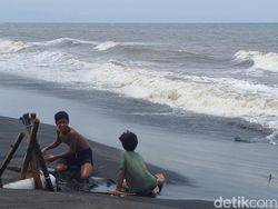 BPBD Mataram Peringatkan Gelombang Tinggi, Warga Diminta Waspada