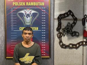 Ayah Tega Rantai Leher Anak Cuma Gegara Bersihkan TV Pakai Kain Basah Ayah Tega Rantai Leher Anak Cuma Gegara Bersihkan TV Pakai Kain Basah