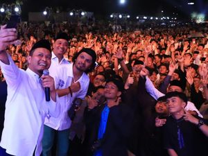 Kisah Rafah, Pedagang Kue Dapat Umroh dari Walkot Agung saat HUT Pekanbaru Kisah Rafah, Pedagang Kue Dapat Umroh dari Walkot Agung saat HUT Pekanbaru