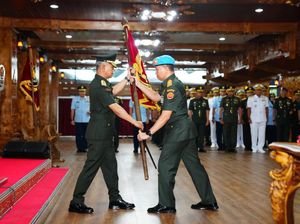Mayjen Edwin Resmi Jabat Danpaspampres, Brigjen Yudha Dankoopssus TNI Mayjen Edwin Resmi Jabat Danpaspampres, Brigjen Yudha Dankoopssus TNI