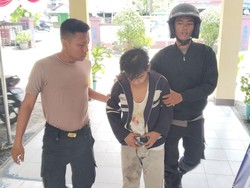 Emosi Pemuda Pontianak Bacok 3 Orang Perkara Bensin Motor