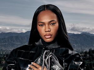 Viral Influencer Quenlin Blackwell Pakai ASI untuk Skincare, Ini Kata Dokter Viral Influencer Quenlin Blackwell Pakai ASI untuk Skincare, Ini Kata Dokter