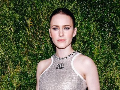 Rachel Brosnahan: Bisa Jadi PSK sampai Pacar Superman