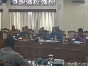 DPRD Soroti Gangguan Keamanan di Bali, Sebut Pulau Dewata Tak Baik-baik Saja DPRD Soroti Gangguan Keamanan di Bali, Sebut Pulau Dewata Tak Baik-baik Saja