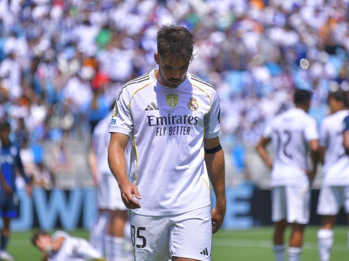 CHARLOTTE, NORTH CAROLINA - JUNE 22: Raul Asencio of Real Madrid leaves the pitch after receiving a red card during the FIFA Club World Cup 2025 group H match between Real Madrid CF and CF Pachuca at Bank of America Stadium on June 22, 2025 in Charlotte, North Carolina. (Photo by Oscar Fuentes/Jam Media/Getty Images)