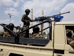Serangan Houthi ke Kapal Kargo di Yaman Tewaskan 6 Orang, Termasuk 1 WNI