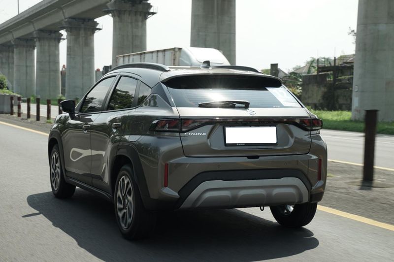 Suzuki Fronx
