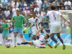 Lapangan Buruk Bikin Taktik Enrique di PSG Tak Berjalan Mulus