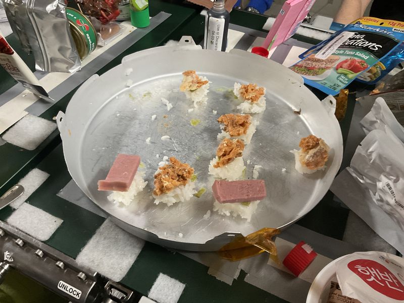 Demi Makan Enak, Astronot Nekat Bikin Sushi di Luar Angkasa