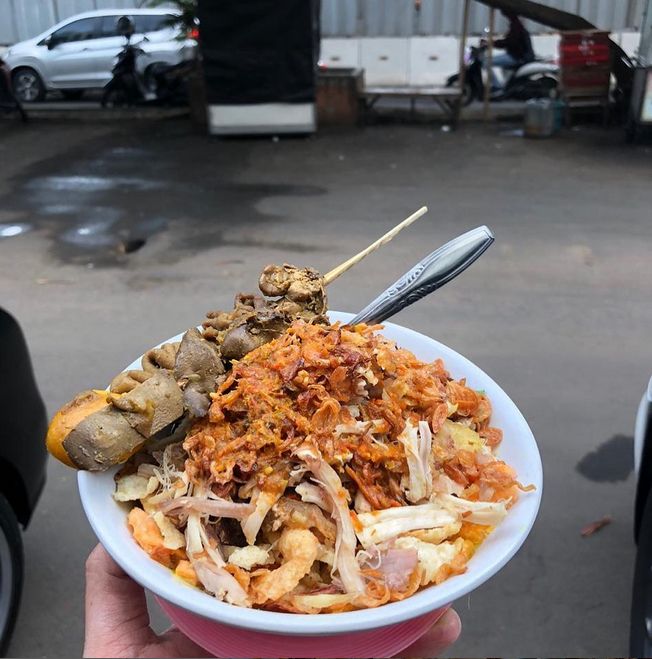 Daftar Makanan Viral di Kelapa Gading yang Diburu Banyak Orang