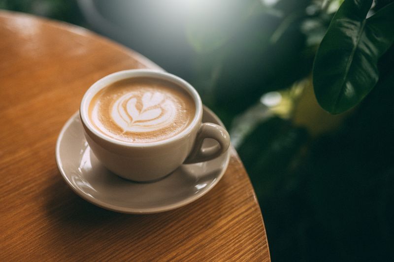 Duh! Ngopi Salah 'Timing' Bisa Ganggu Pencernaan dan Pola Tidur