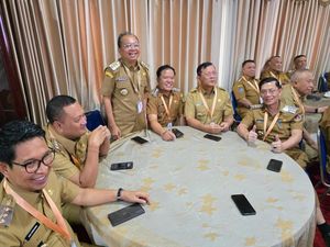 Koster Beberkan Materi Retret Hari Ketiga di Jatinangor Koster Beberkan Materi Retret Hari Ketiga di Jatinangor