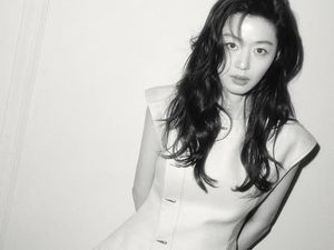 Jun Ji Hyun Undur Diri dari Agensi Kim So Hyun Jun Ji Hyun Undur Diri dari Agensi Kim So Hyun