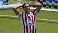 Julian Alvarez nihil trofi bersama Atletico Madrid di musim debutnya ini. Teranyar, Atletico tersingkir di Piala Dunia Antarklub 2025 pada fase grup (REUTERS/DANIEL COLE)