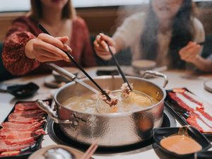 Kolesterol Tinggi Padahal Masih 20-an Tahun? Ini 5 Camilan Harian yang Jadi Biangnya