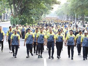 Ribuan Peserta Ikuti Olahraga Bareng Polda Jateng Sambut Hari Bhayangkara Ke-79