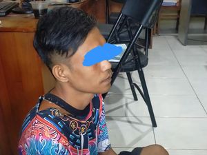 Maling Jadi Bulan-bulanan Warga Usai Tepergok Curi Sangkar Burung di Sewon Maling Jadi Bulan-bulanan Warga Usai Tepergok Curi Sangkar Burung di Sewon