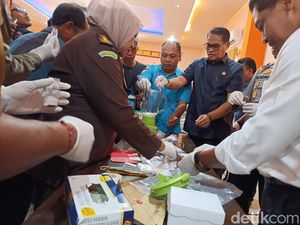 Polresta Mataram Kembalikan Barang Bukti dan Musnahkan 277 Gram Sabu Polresta Mataram Kembalikan Barang Bukti dan Musnahkan 277 Gram Sabu