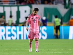 Ibrahimovic Kecam Inter Miami: Messi Main Bareng Patung!