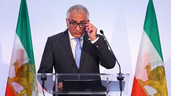 Sosok Reza Pahlavi, Putra Mahkota Iran yang Siap Ambil Alih Kekuasaan Khamenei