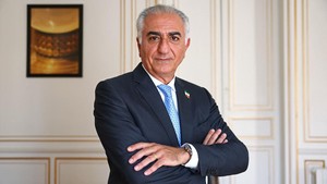 Putra Shah Iran Minta Trump Turun Tangan, Ajak Demonstran Rebut Pusat Kota