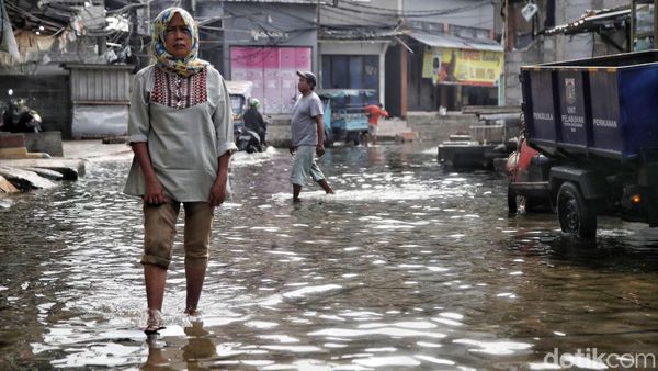 Waspada Banjir Rob Hingga Akhir Juni