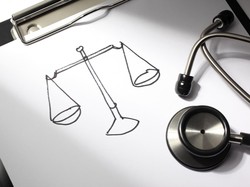 Dugaan Kasus Malpraktik Pasien Anak di RSCM, Korban Disebut Alami Kebocoran Usus Dugaan Kasus Malpraktik Pasien Anak di RSCM, Korban Disebut Alami Kebocoran Usus