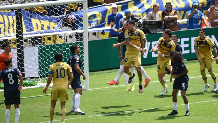 Soccer Football - FIFA Club World Cup - Group C - Auckland City v Boca Juniors - Geodis Park, Nashville, Tennessee, U.S. - June 24, 2025 Boca Juniors Lautaro Di Lollo scores their first goal REUTERS/Steve Roberts