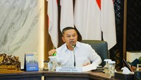 Hotspot di Riau Sudah Banyak Padam, Patroli Darat dan Udara Digencarkan